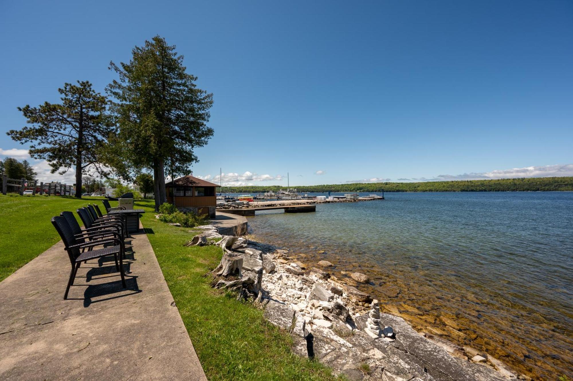 Pine Grove Resort Эфрейм Экстерьер фото