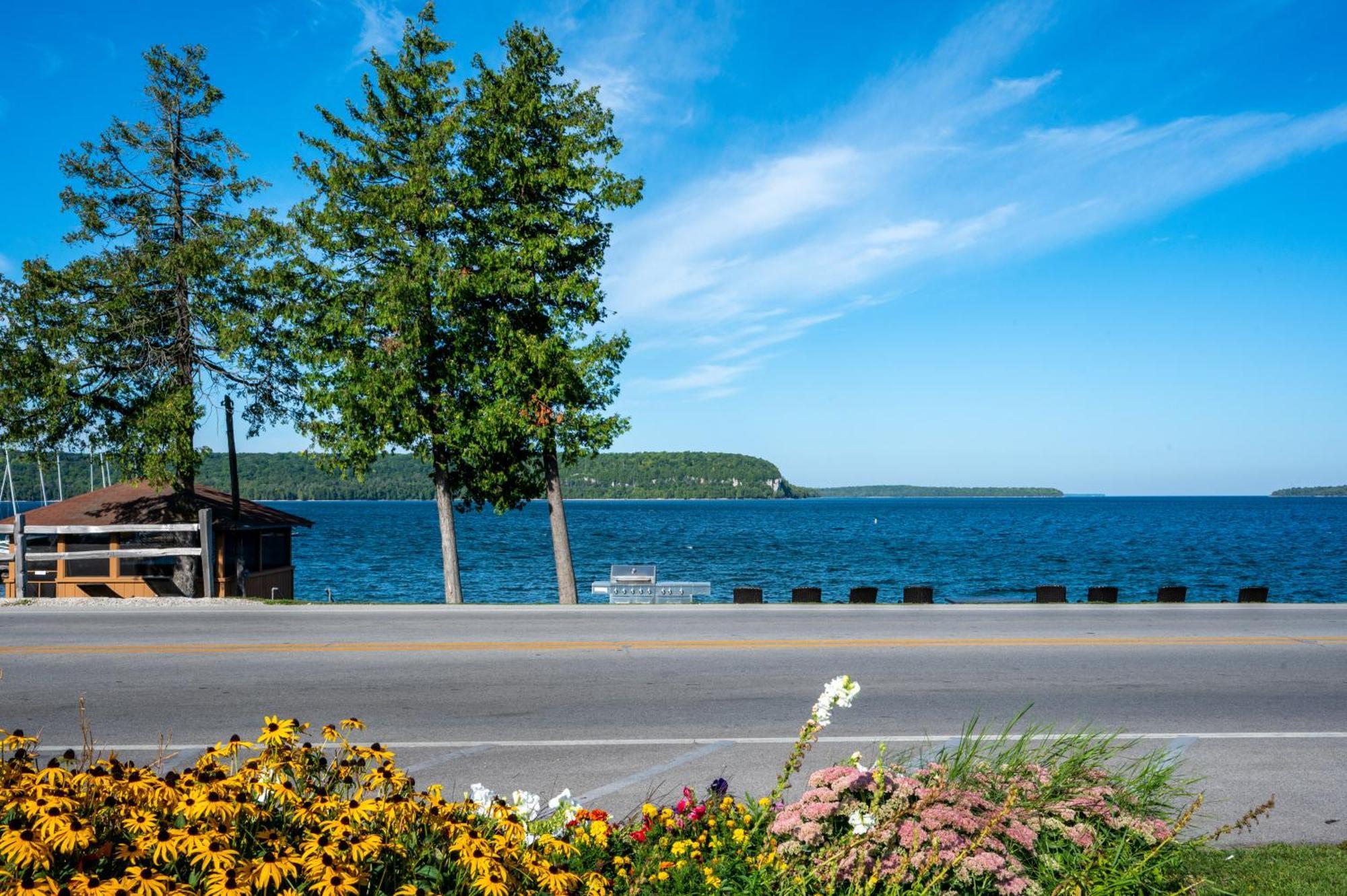Pine Grove Resort Эфрейм Экстерьер фото