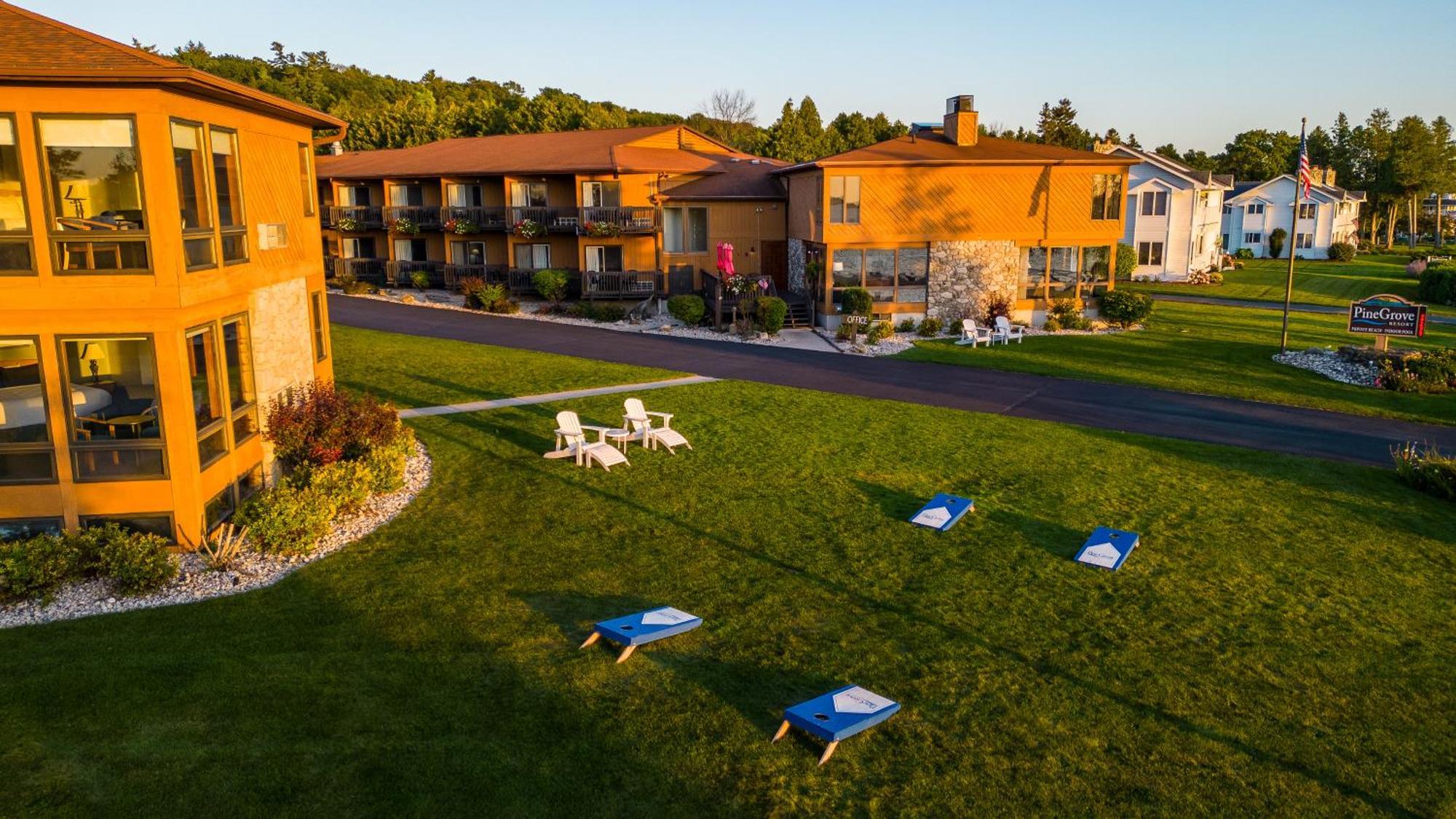 Pine Grove Resort Эфрейм Экстерьер фото
