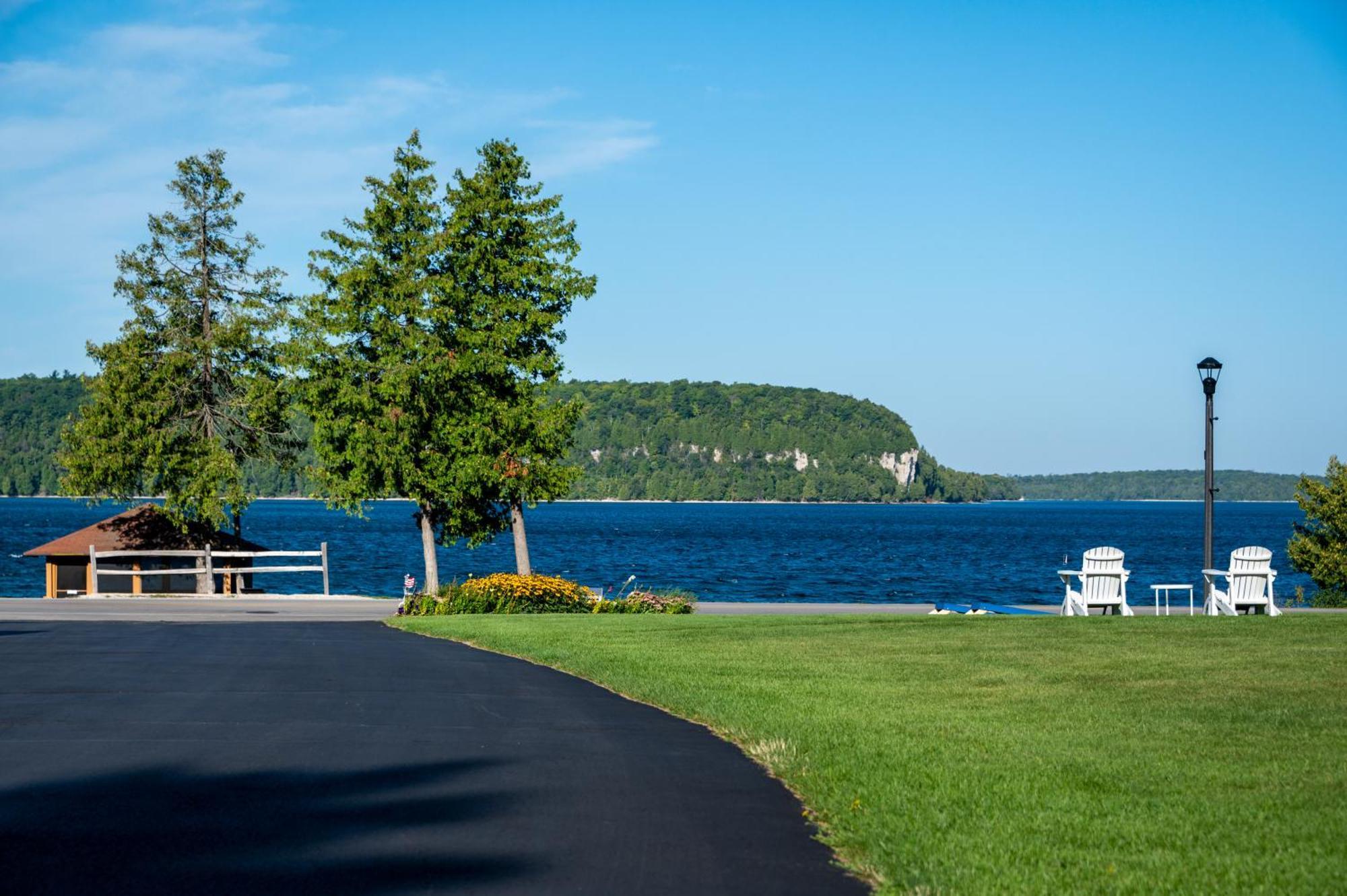 Pine Grove Resort Эфрейм Экстерьер фото