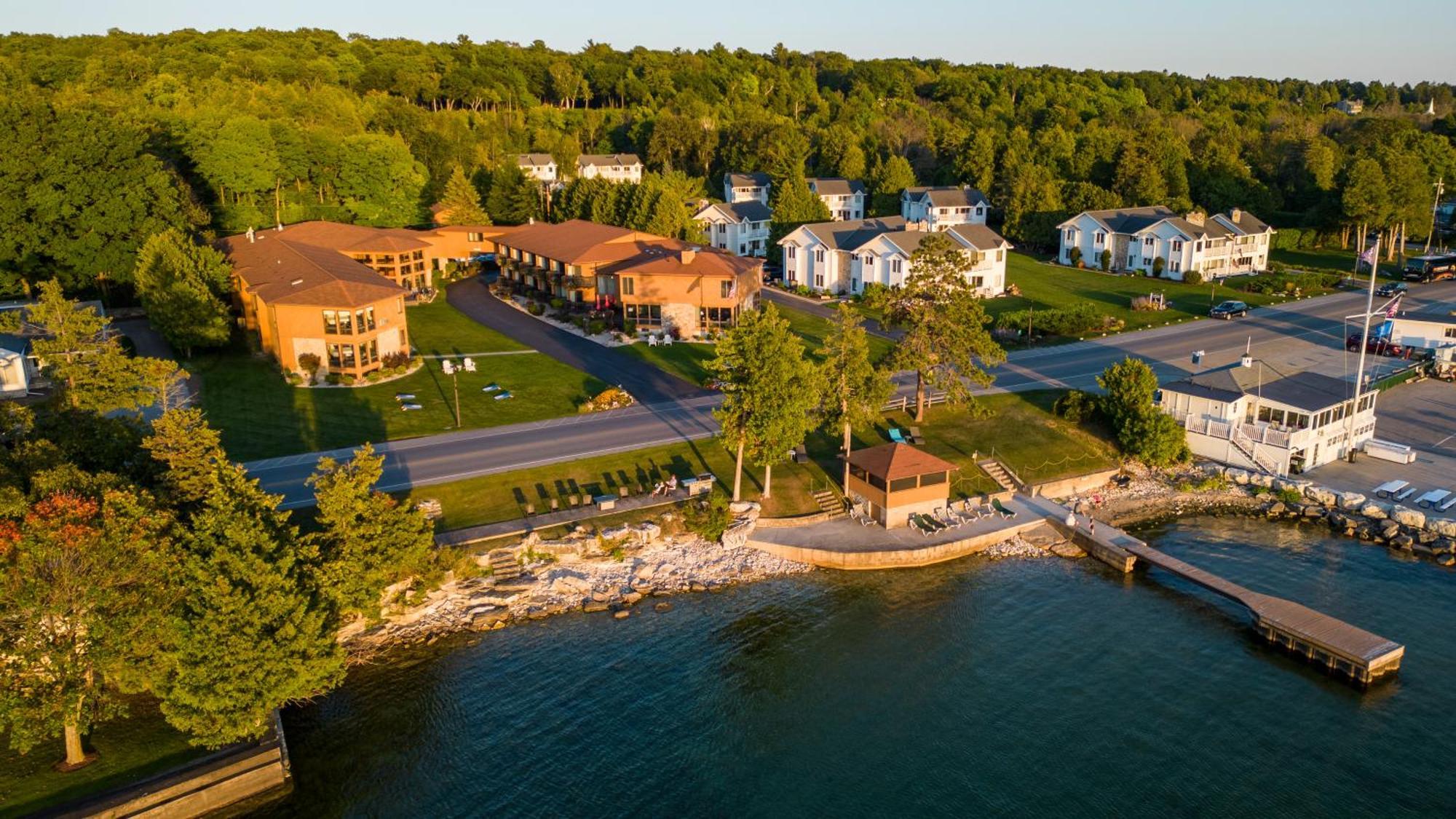 Pine Grove Resort Эфрейм Экстерьер фото