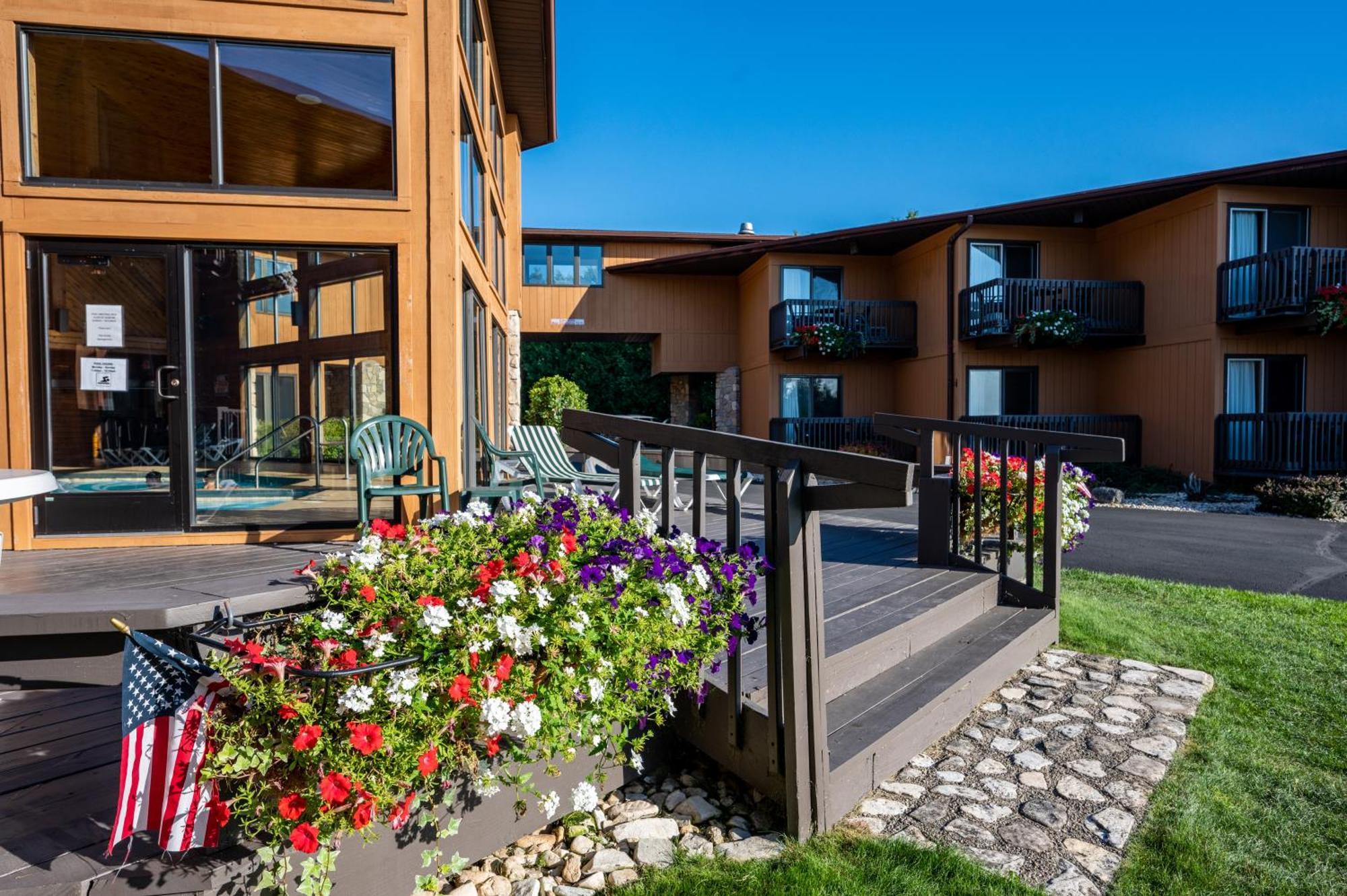 Pine Grove Resort Эфрейм Экстерьер фото