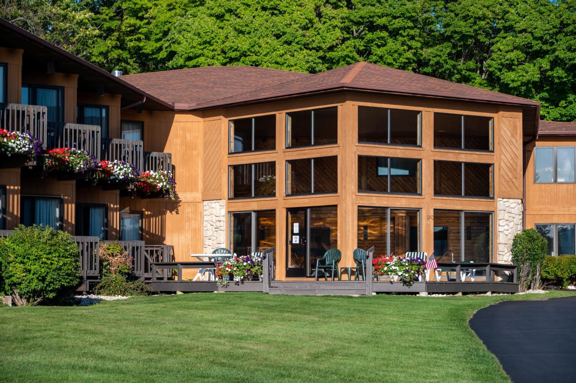 Pine Grove Resort Эфрейм Экстерьер фото