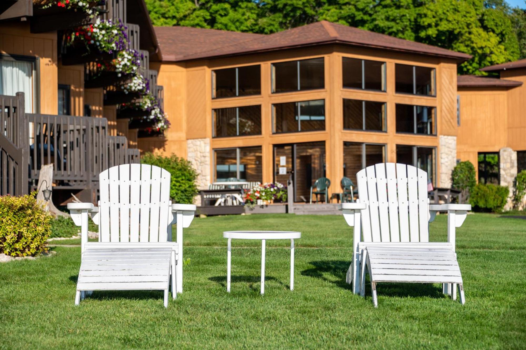 Pine Grove Resort Эфрейм Экстерьер фото