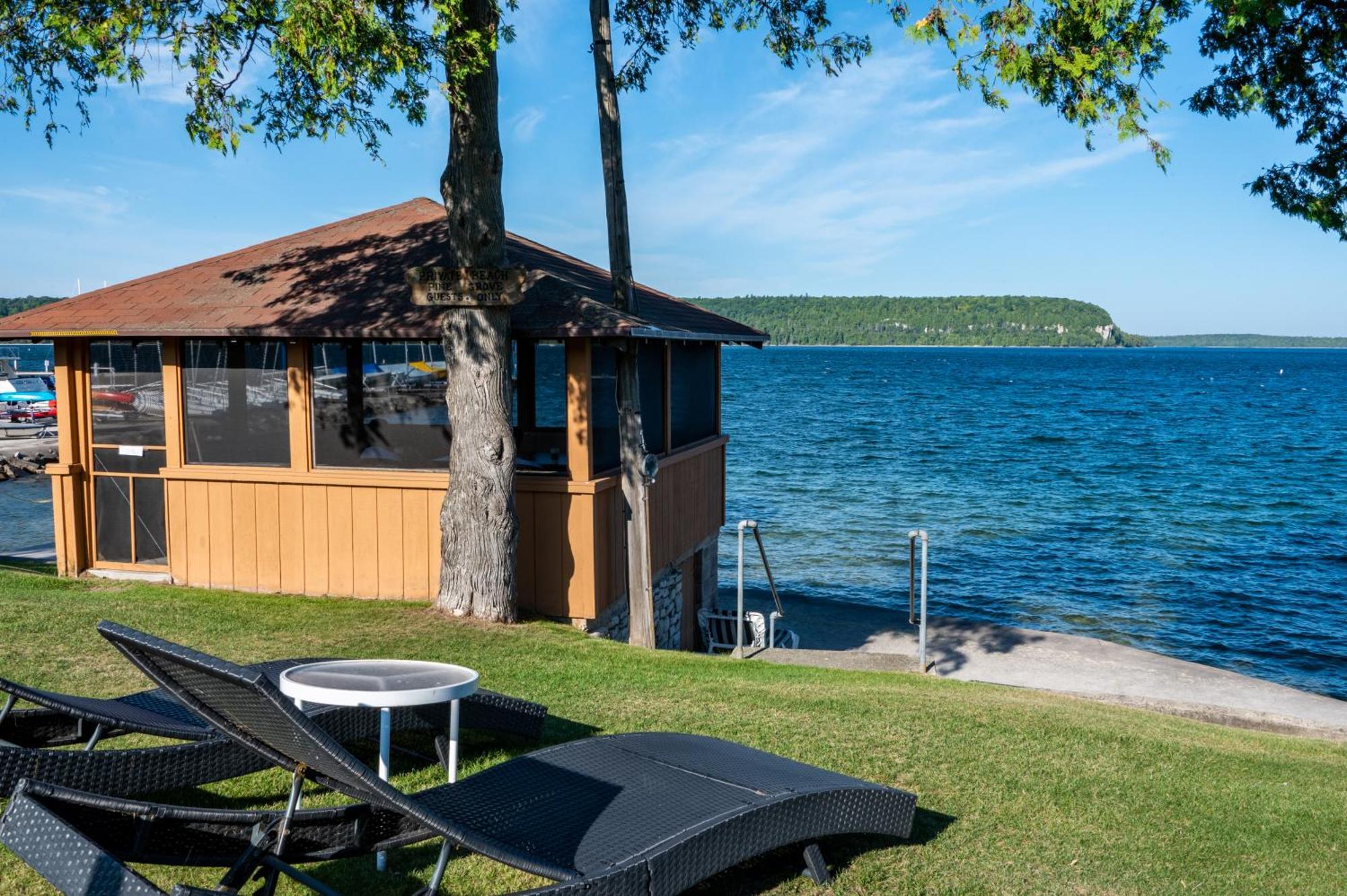 Pine Grove Resort Эфрейм Экстерьер фото