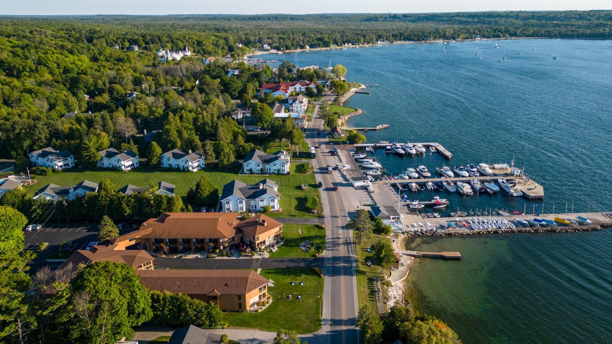 Pine Grove Resort Эфрейм Экстерьер фото