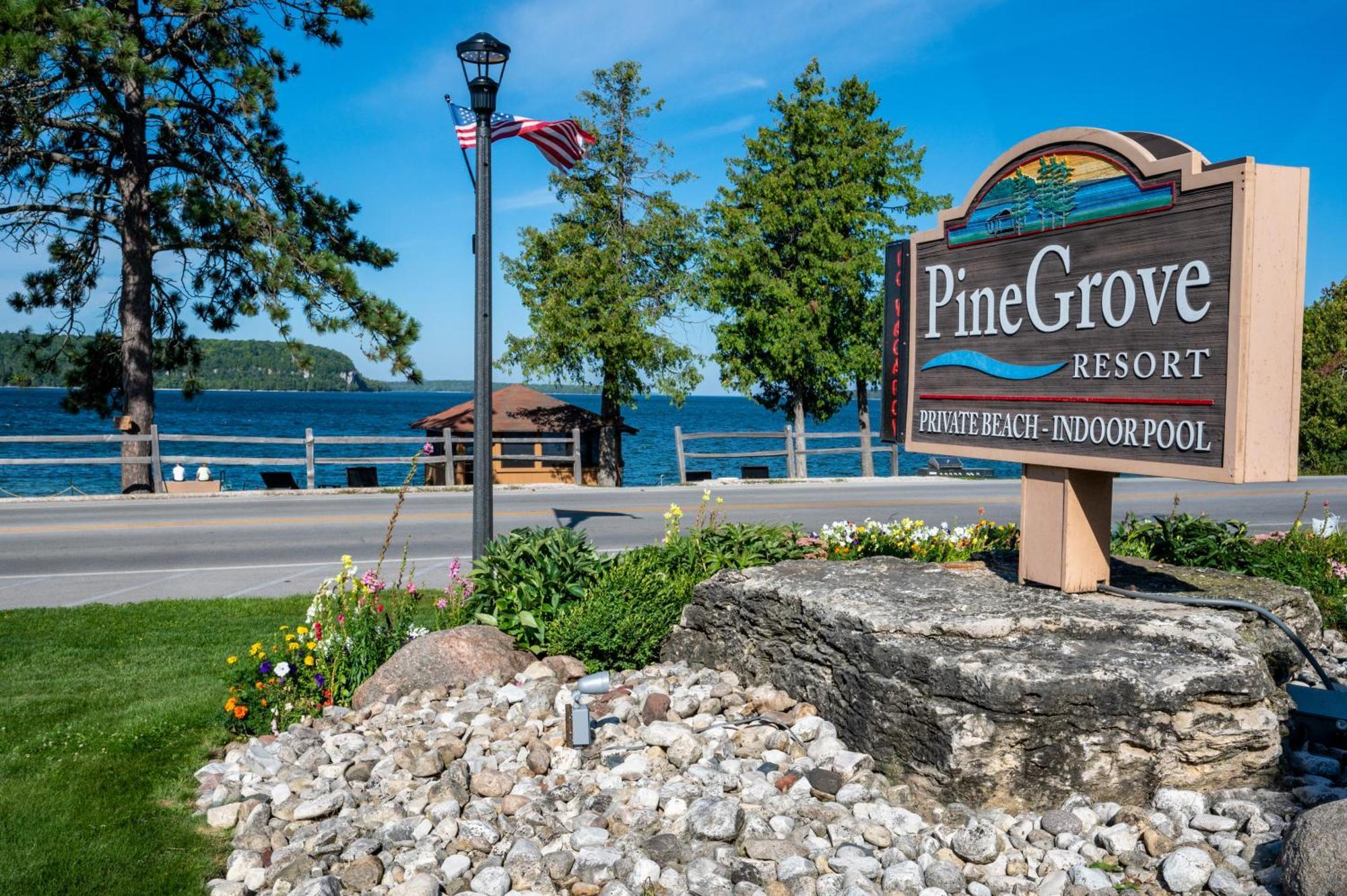 Pine Grove Resort Эфрейм Экстерьер фото