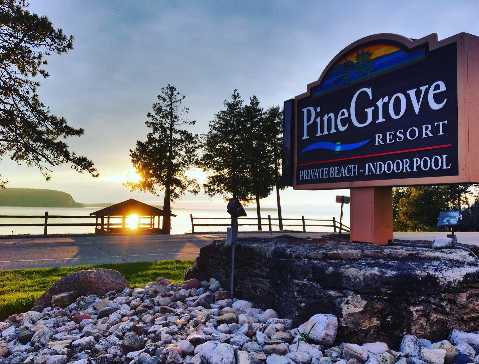 Pine Grove Resort Эфрейм Экстерьер фото